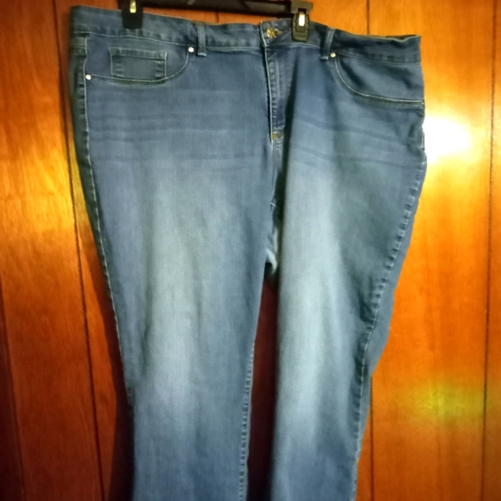 JESSICA SIMPSON KICK MY BOOTCUT STYLE JEANS IN SIZE 24W